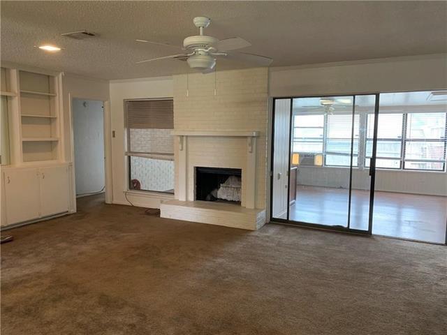 Building Photo - 6101 Springleaf Cir