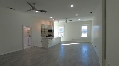 Building Photo - 1439 Huntoon St