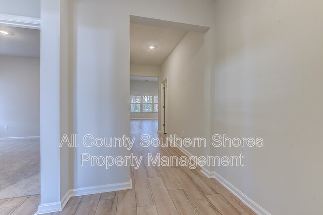 Photo - 223 Augusta Grn Wy House