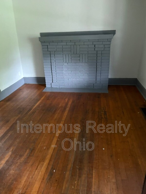 Foto del edificio - 2129 Kensington Ave