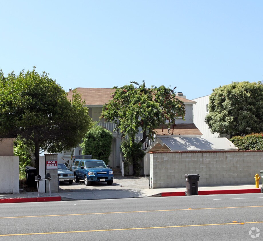 Foto principal - 22832 Pacific Coast Hwy