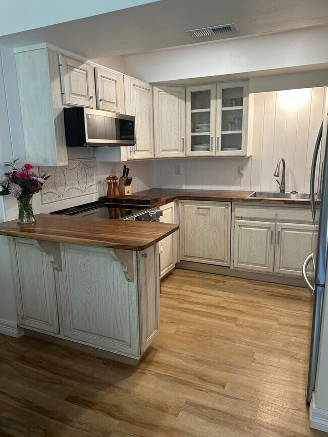 Foto del edificio - Beautiful Condo in Carbondale!