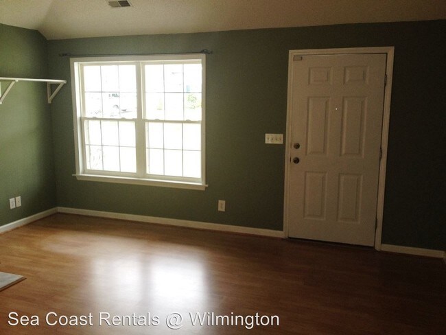 Foto del edificio - 3340 Brucemont Dr