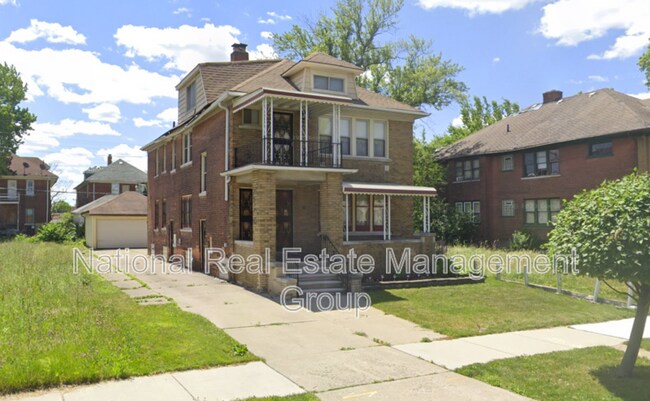 Building Photo - 3209-3211 West Grand Street - 2