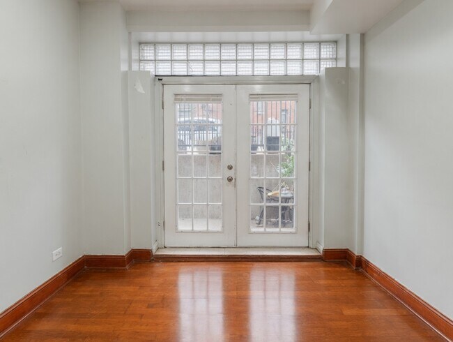Building Photo - 1224 N Cleaver St