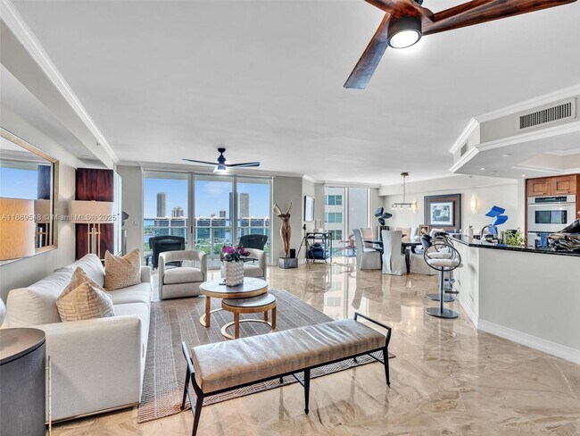 Foto del edificio - 3301 NE 183rd St