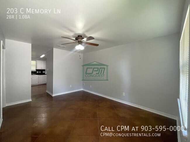 Foto del edificio - 203 Memory Ln
