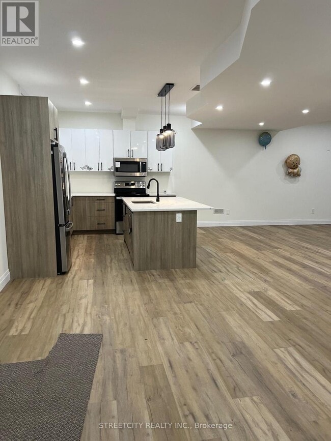 Building Photo - 1304 Bush Hill Link