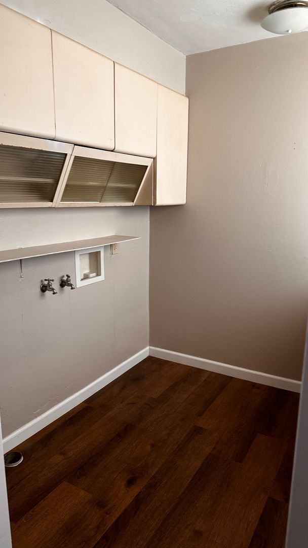 Foto del edificio - Two Bedroom Home with Bonus Room/Office in...