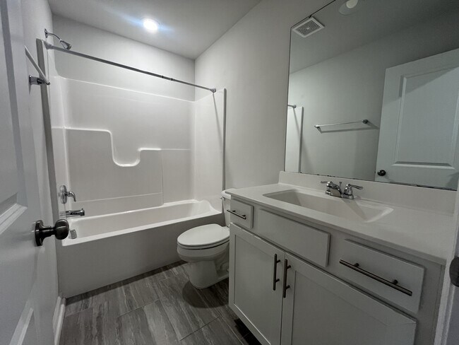 Foto del edificio - 2527 Laurel Valley Way