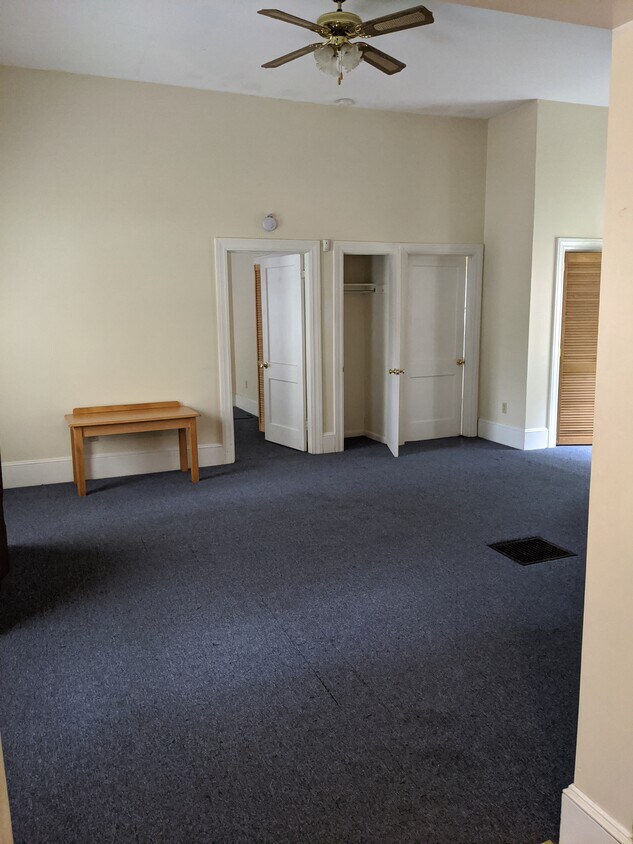 Large open living space, high ceilings, partially furnished - 332 N Main St