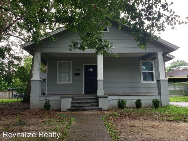 Building Photo - 1701 Dr Martin Luther King Jr Ave