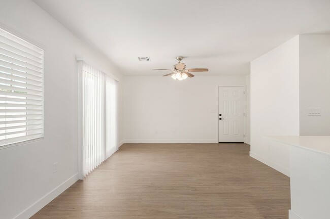 Foto del edificio - Turn-key on Taylor!