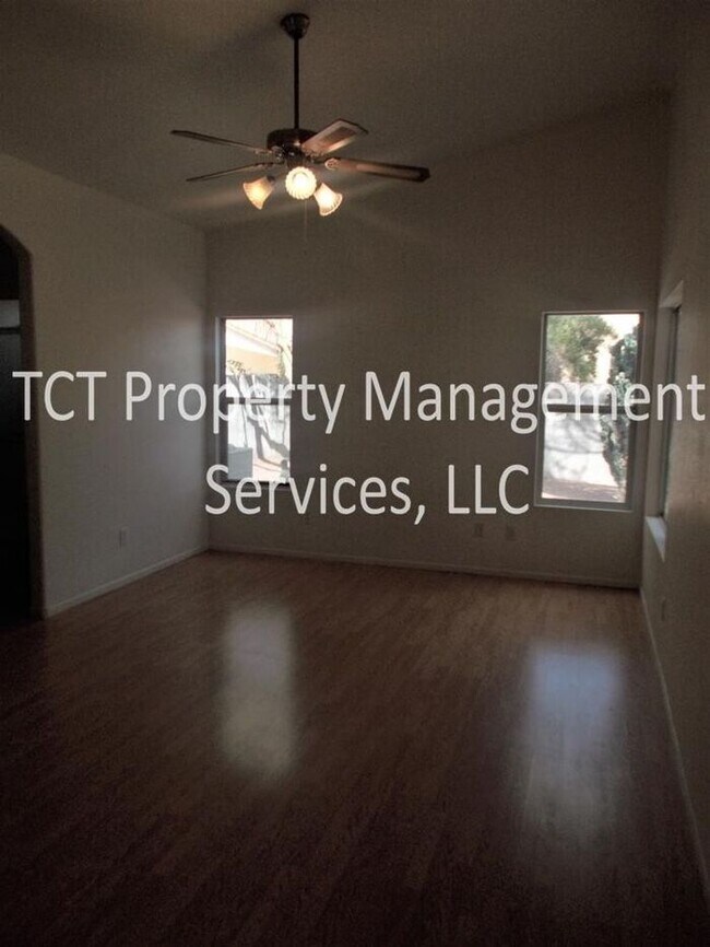 Building Photo - Great 4 Bedroom Home In Chandler!