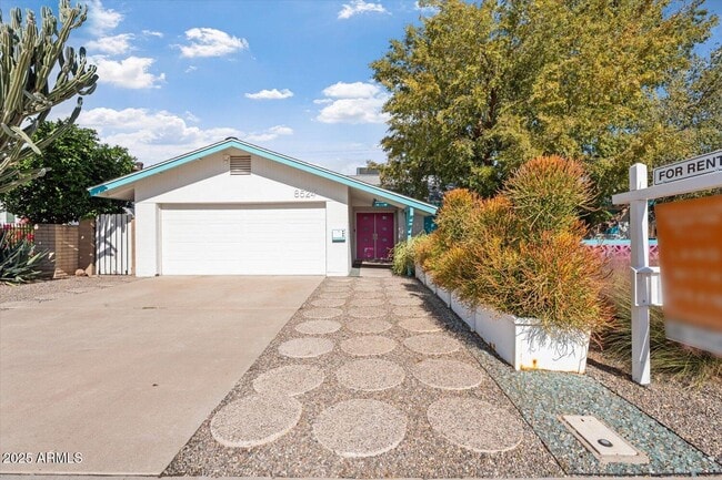 Foto del edificio - 8524 E Edgemont Ave