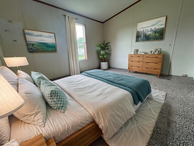 Foto del edificio - 319 Spring Park Dr