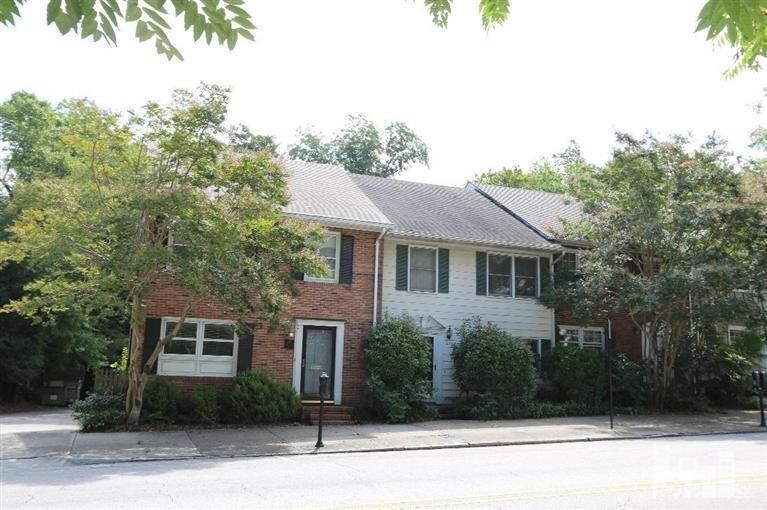 Primary Photo - 221 S Front St