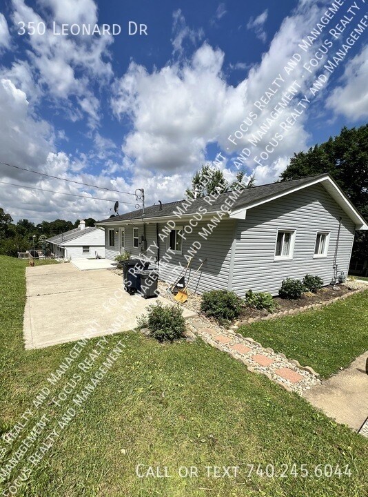 Building Photo - 350 Leonard Dr