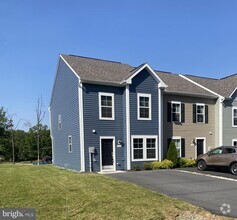 Building Photo - 224 Scotch Pine Dr