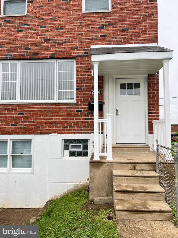 Building Photo - 2901 Secane Dr
