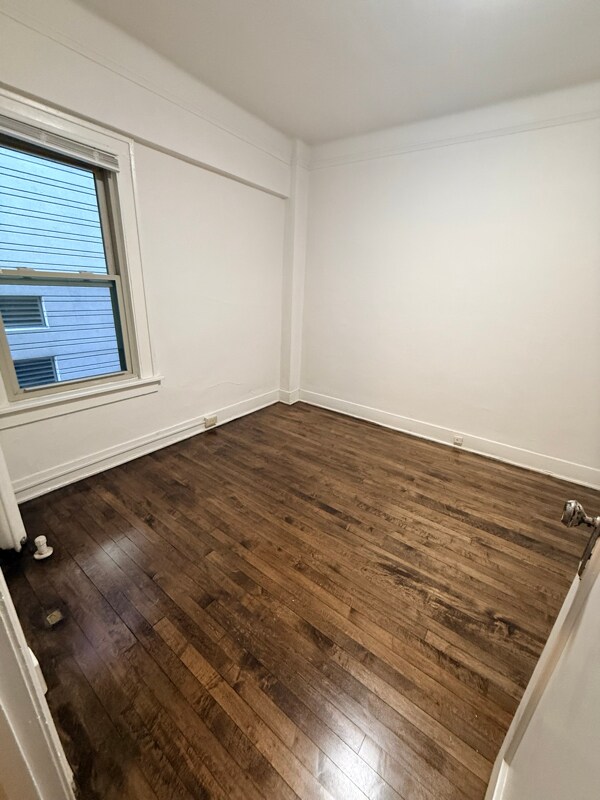 Foto del edificio - 913 E Kilbourn Ave