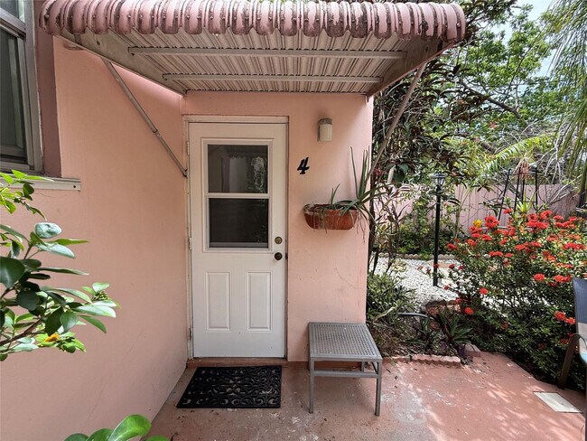 Foto del edificio - 1850 Rodman St