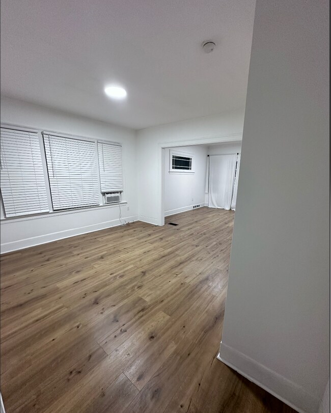 Sala de estar - 409 Raines Park