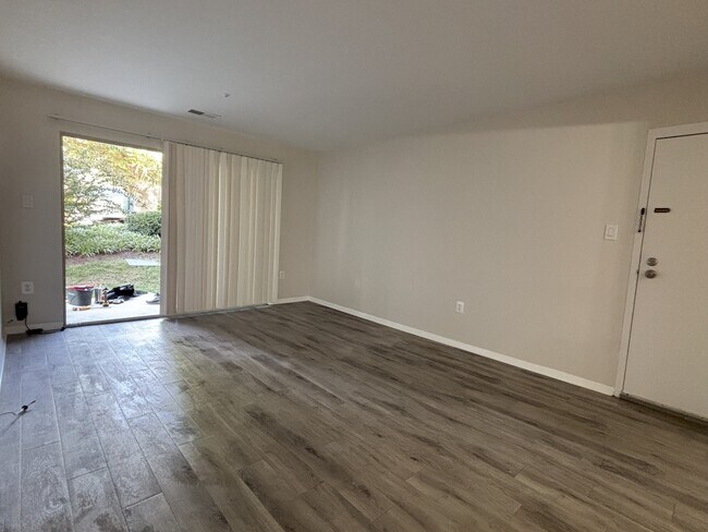 Building Photo - 7908 Pearlbush Dr