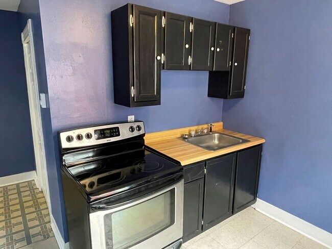 Foto del edificio - 205 W Industrial Blvd