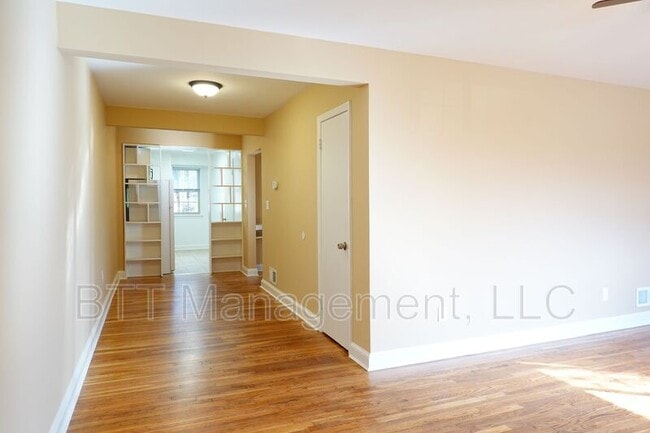 Photo - 8715 Plymouth St Apartment