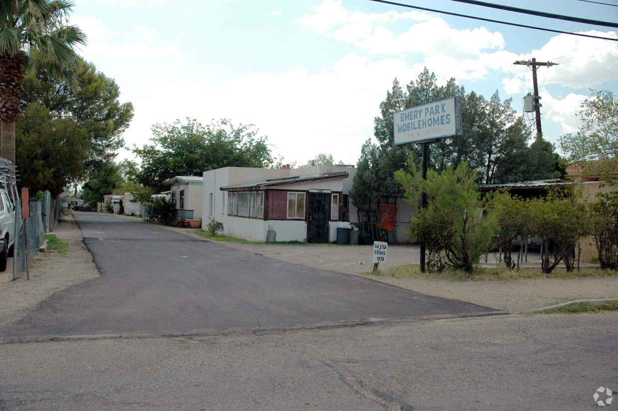 Emery Mobile Home Park - Apartments in Tucson, AZ | Apartments.com