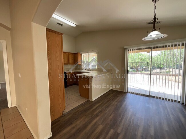 Foto del edificio - 5313 W Pecan Rd