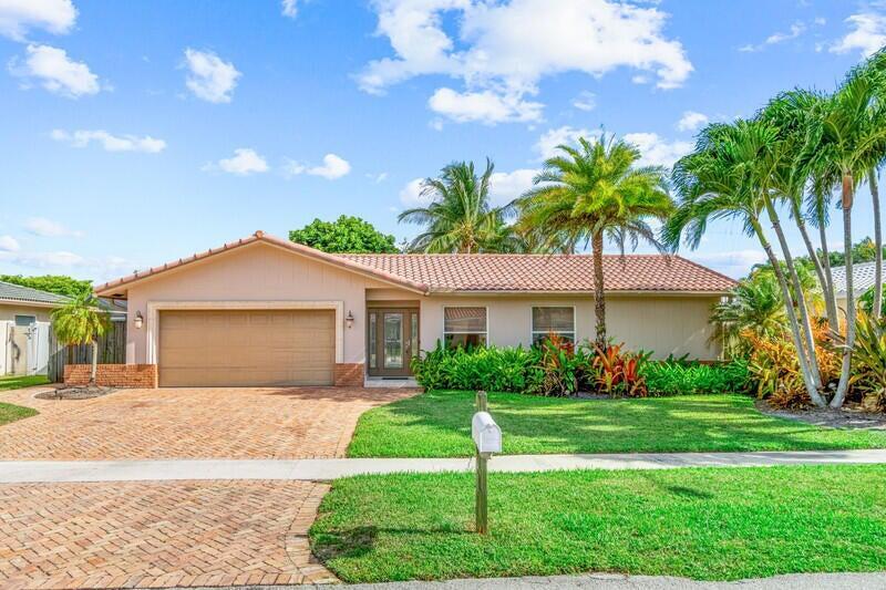 13 Tam O Shanter Ln, Boca Raton, FL 33431 Condo for Rent in Boca