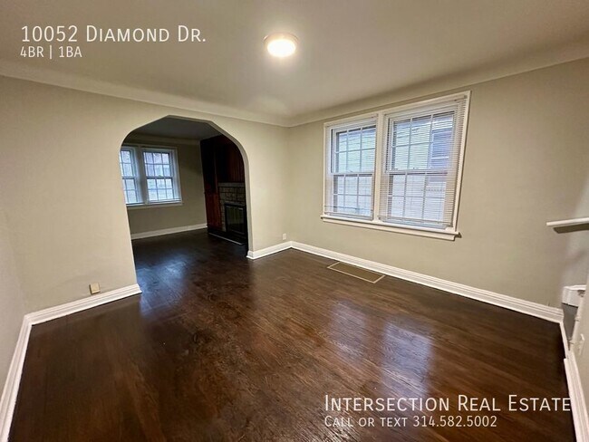 Building Photo - 10052 Diamond Dr