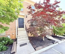 Building Photo - 4013 Heather Ct