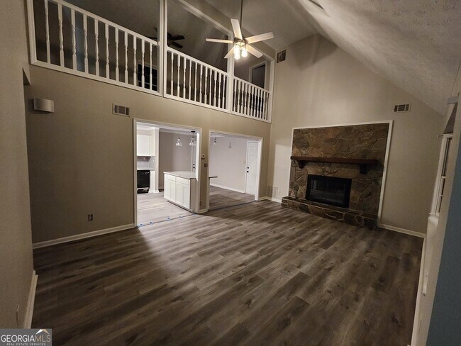 Foto del edificio - 4706 Jaybird Ln SW