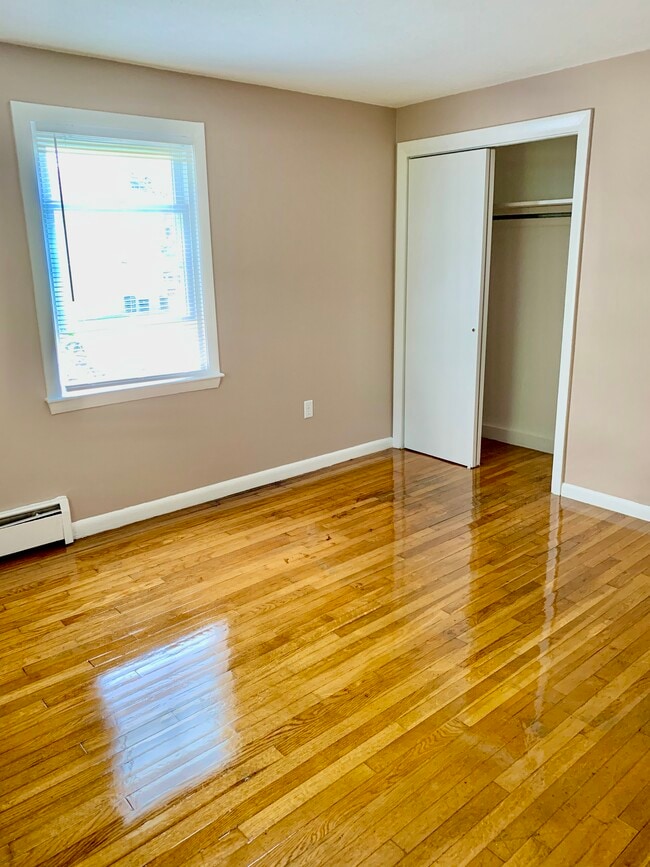 Building Photo - 25 Walker Avenue Ext
