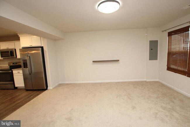 Foto del edificio - 29086 St Thomas Blvd