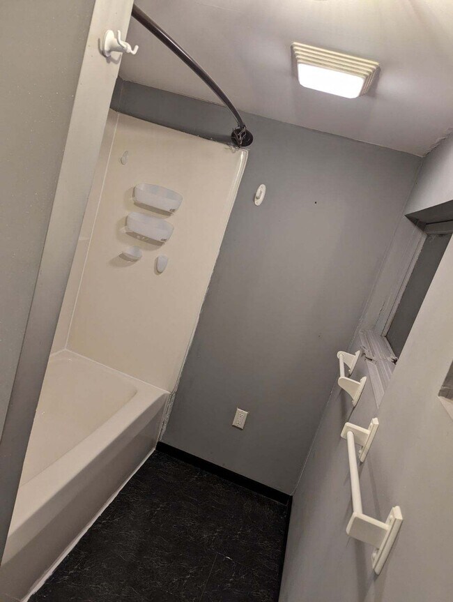 Foto del edificio - 102 Garfield St