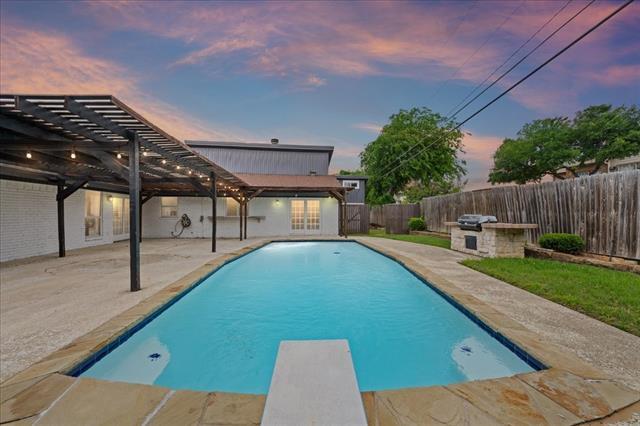 Foto del edificio - 3925 Greenhills Ct