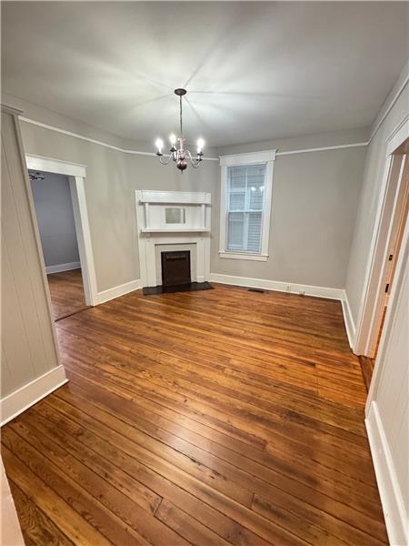 Foto del edificio - 813 E 37th St