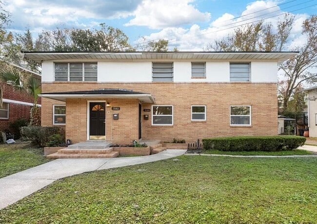Building Photo - 3142 Belden Cir