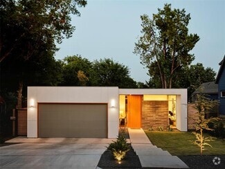 Building Photo - 8926 San Leandro Dr