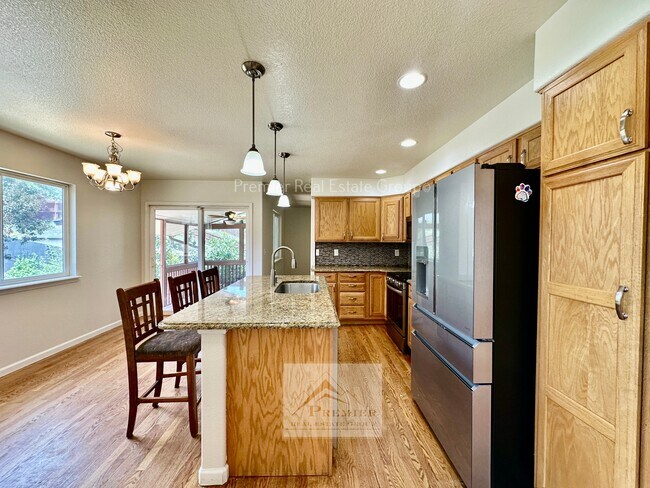 Foto del edificio - 7190 Lone Eagle Ln