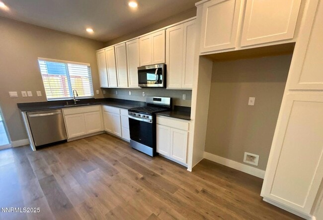 Building Photo - 7976 Corundum Dr