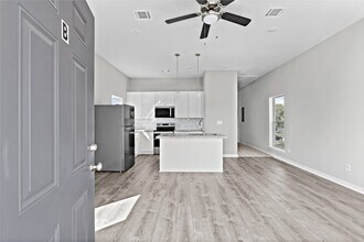 Building Photo - 8201 Tower St Building Photo - 8201 Tower St