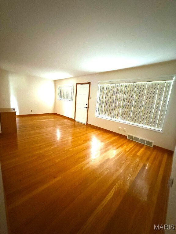 Foto del edificio - 1623 Kirkham Dr
