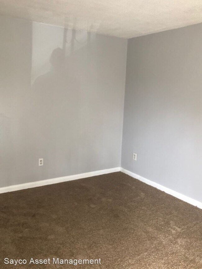 Building Photo - 3 br, 1 bath House - 6140 Owens St