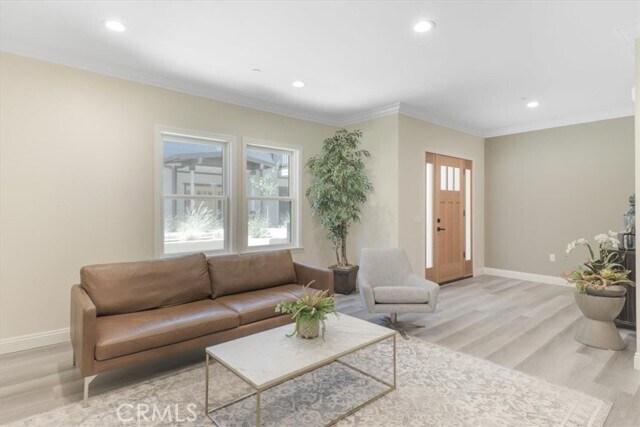 Foto del edificio - 571 Lincoln Ave