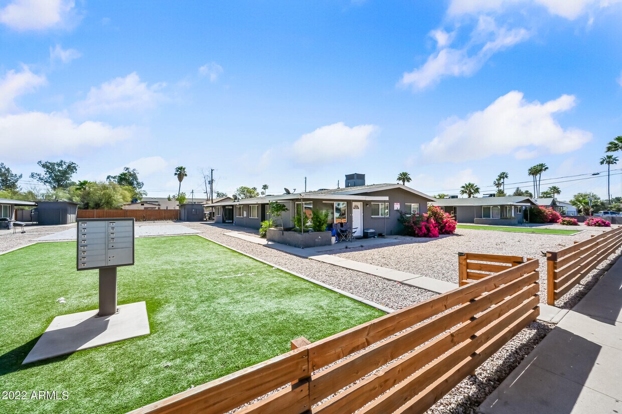 Primary Photo - 4409 N 23rd Ave